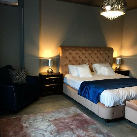 Rubio Residence - Accmonia Luxury Apartment Arad Buitenkant foto