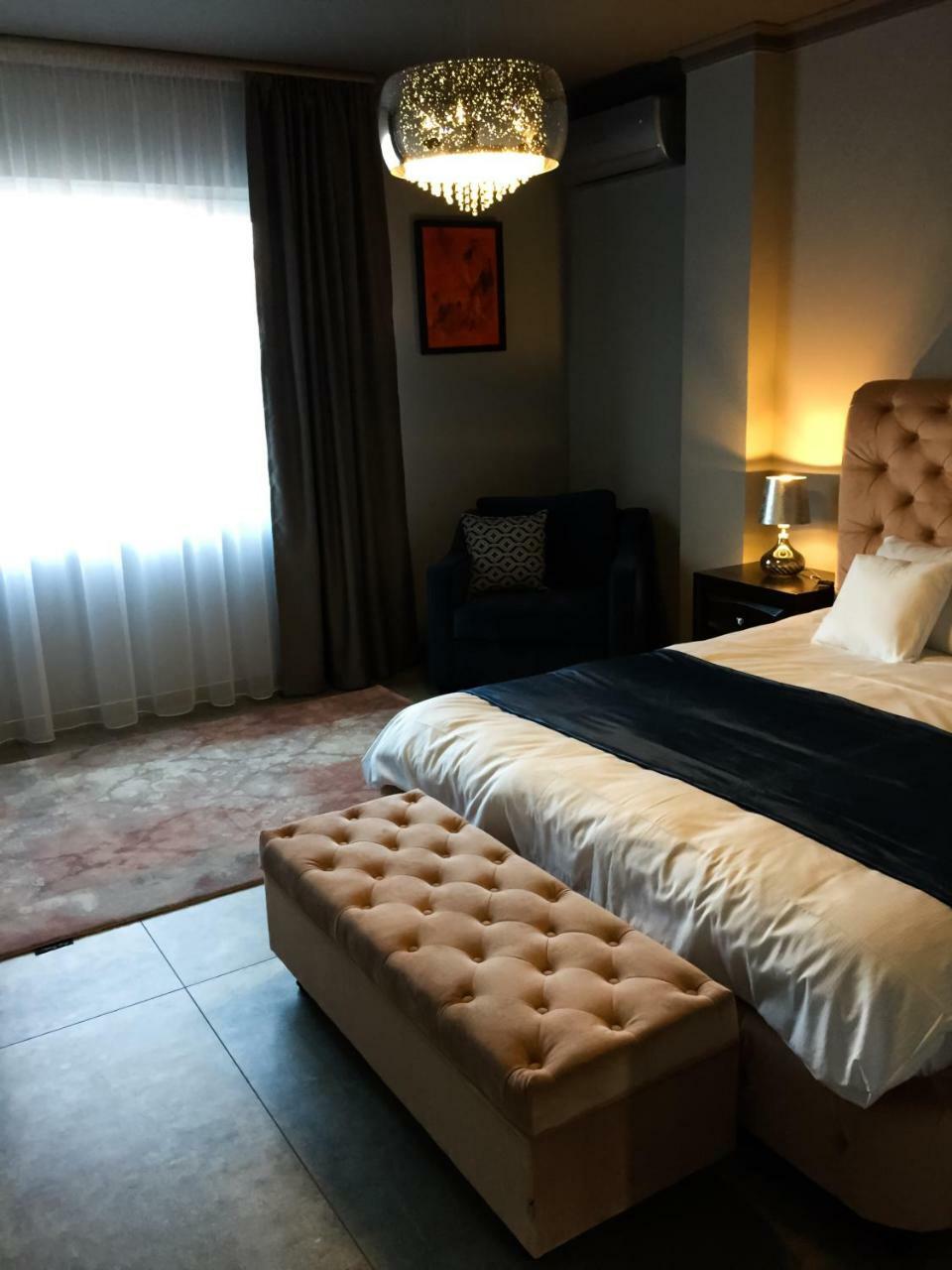 Rubio Residence - Accmonia Luxury Apartment Arad Buitenkant foto