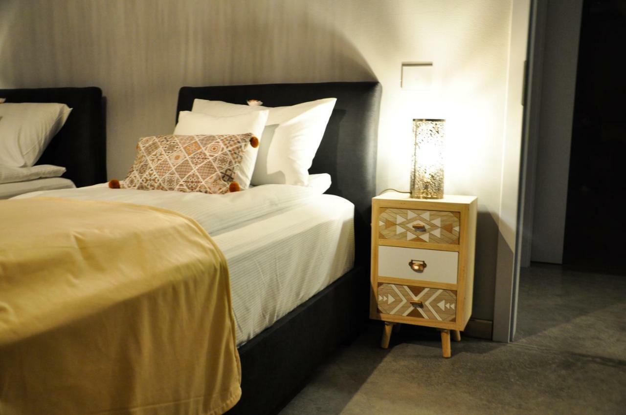 Rubio Residence - Accmonia Luxury Apartment Arad Buitenkant foto